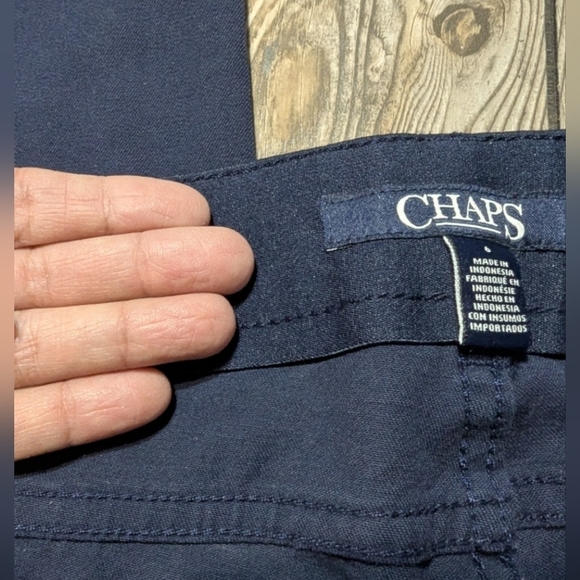 Chaps size 6 navy slacks in great condition extra wide waistband - Picture 7 of 13